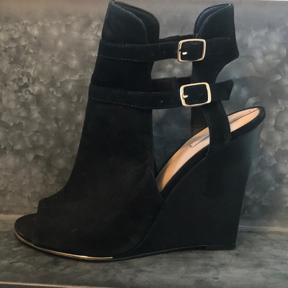 Black Aldo Wedges size 8.5 fits 8 - 8.5 - Picture 1 of 5